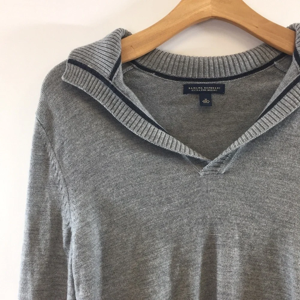 Banana Republic Gray Knit Extra‎ Fine Merino Wool Sweater Mens Medium Preppy